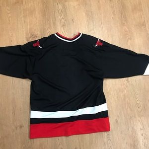 STARTER CHICAGO BULLS HOCKEY CROSSOVER